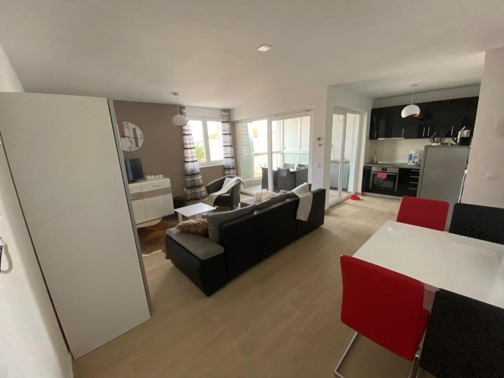 Apartman Erika Nin Exteriér fotografie
