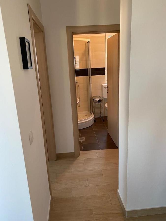 Apartman Erika Nin Exteriér fotografie