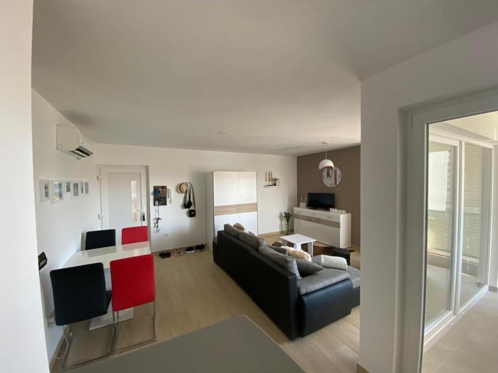 Apartman Erika Nin Exteriér fotografie