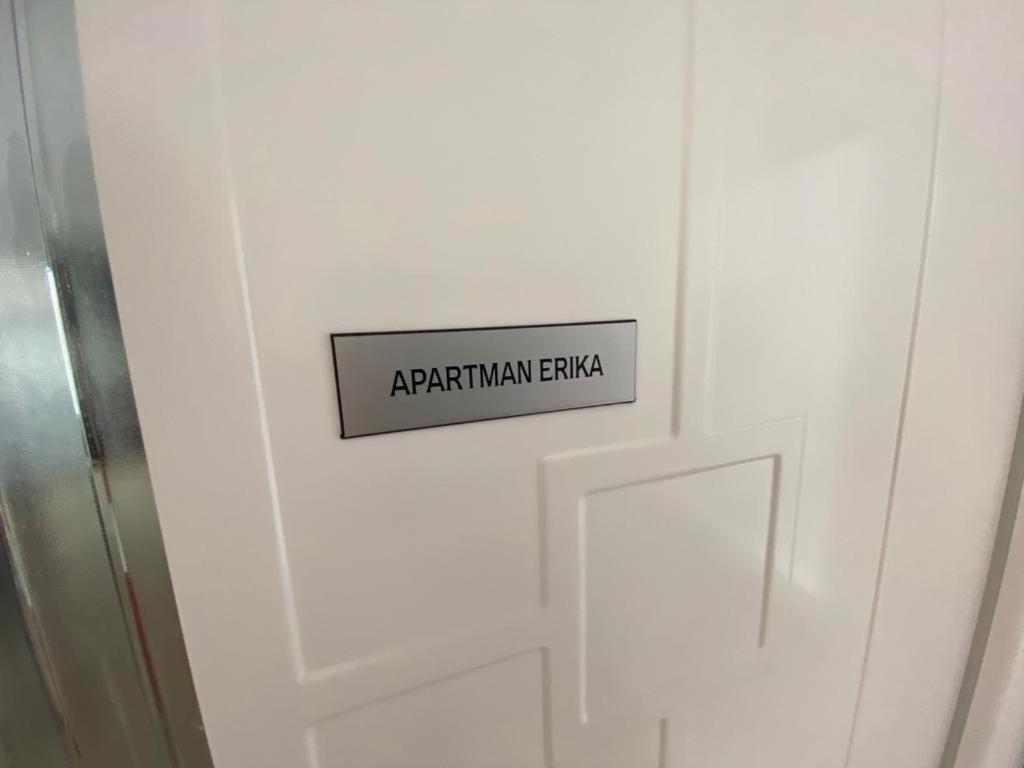Apartman Erika Nin Exteriér fotografie